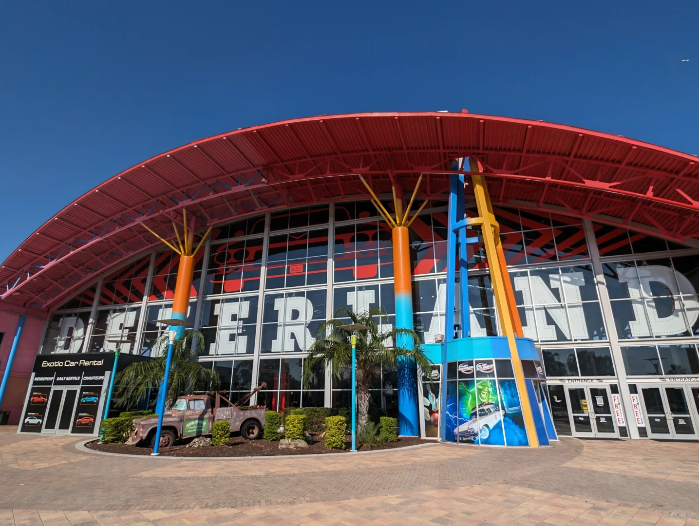 Cars in Motion – The Orlando Auto Museum