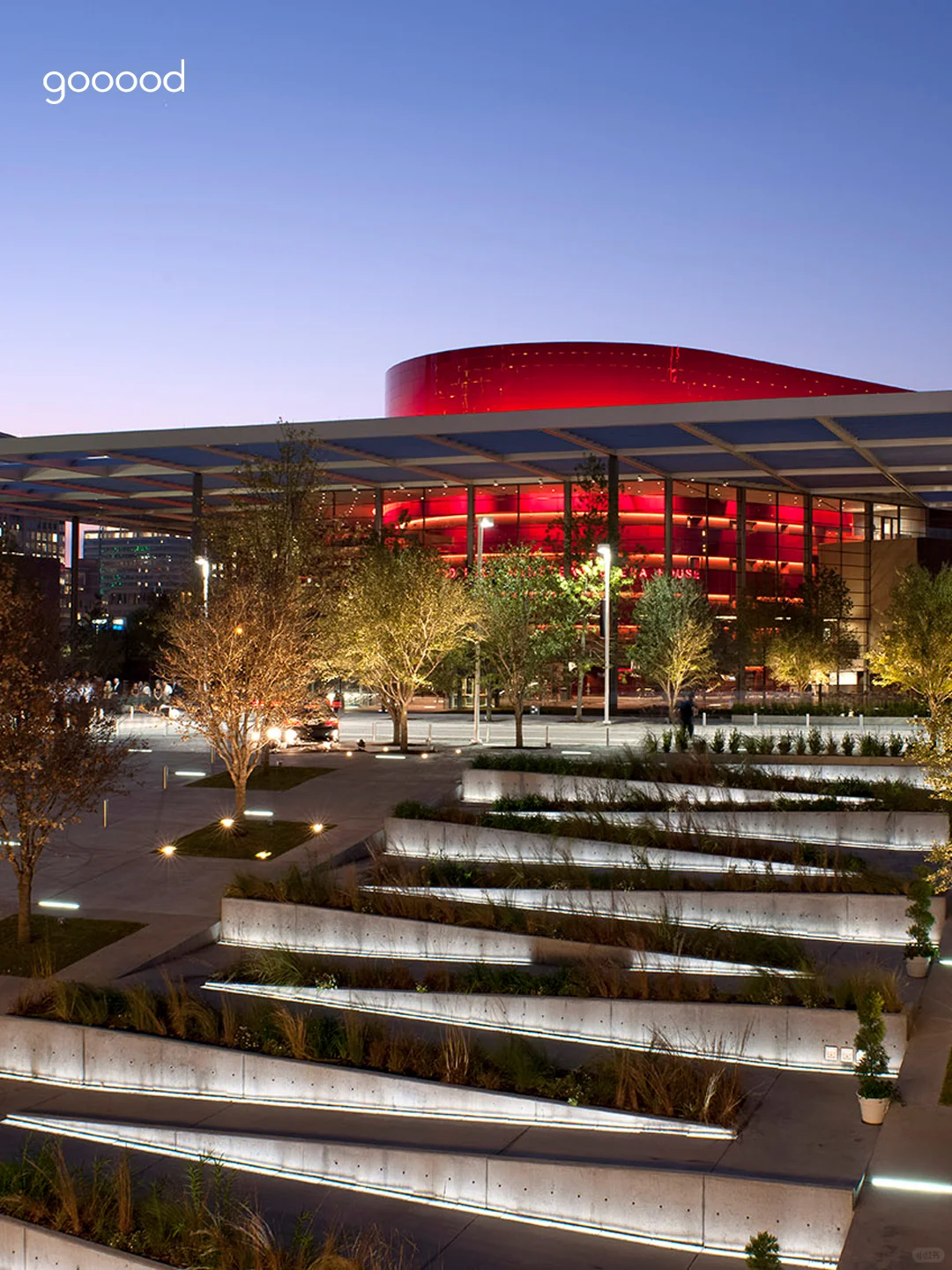 Foster's Masterpiece｜The Unconventional Open-Air Theater