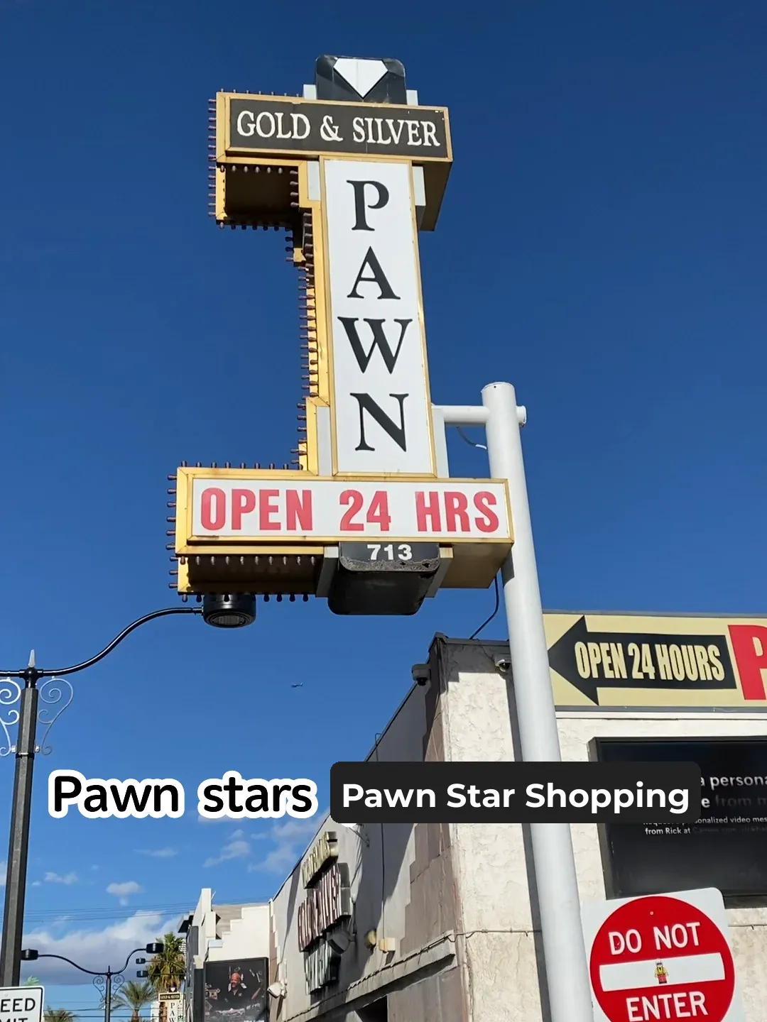 Check-in at the Pawn Stars Shop in Vegas