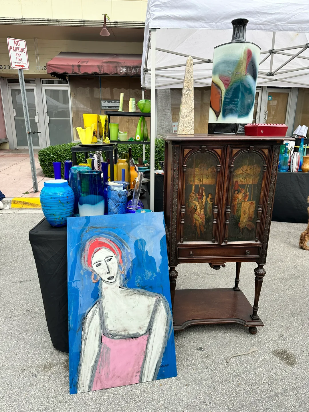 Top Weekend Spot: Miami's Lincoln Road Flea Market