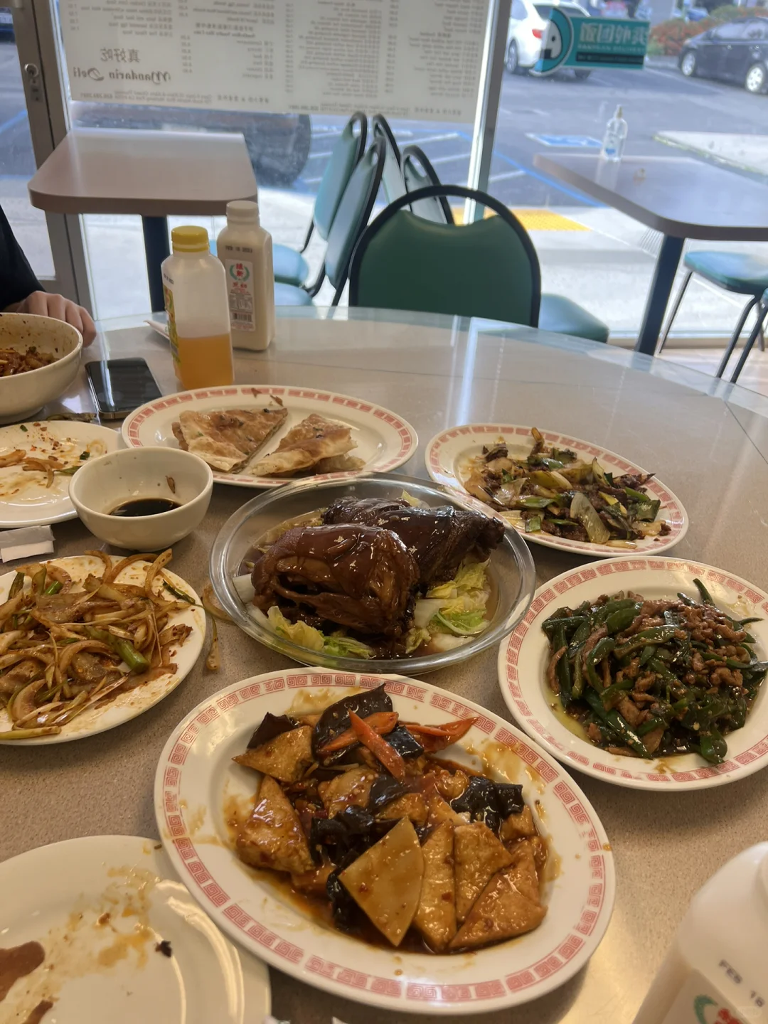 Los Angeles | A Hidden Gem That Feels Like Home - Mandarin Deli 🤩