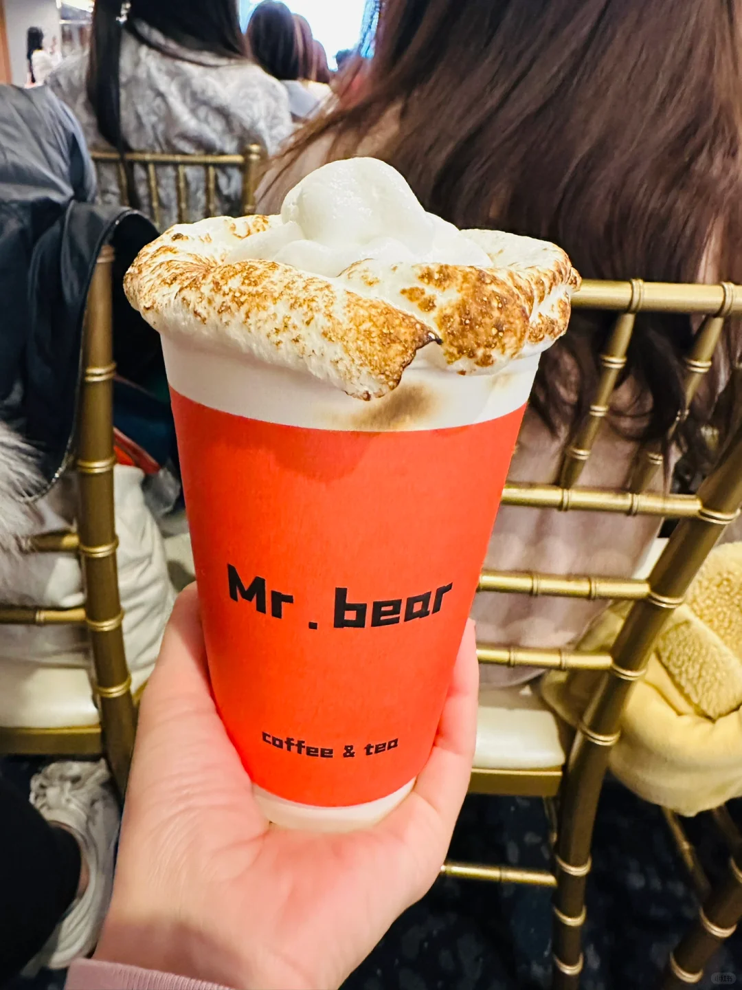 Are there any bloggers who just keep their heads down and eat non-stop at 🍙 events? 🤪🤭😂