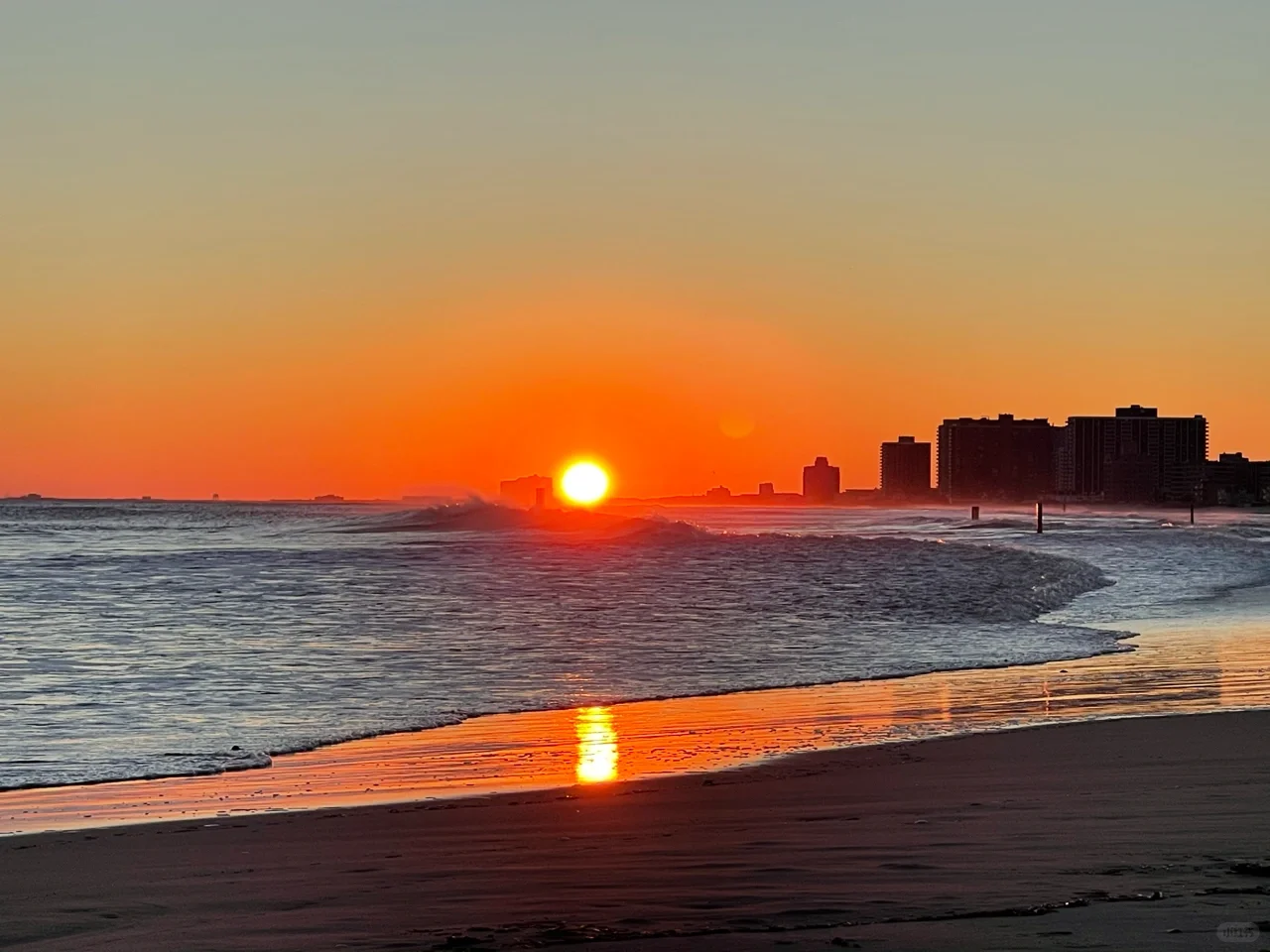 What to Do in Philadelphia on the Weekend (Part 2): Atlantic City Beach Sunset