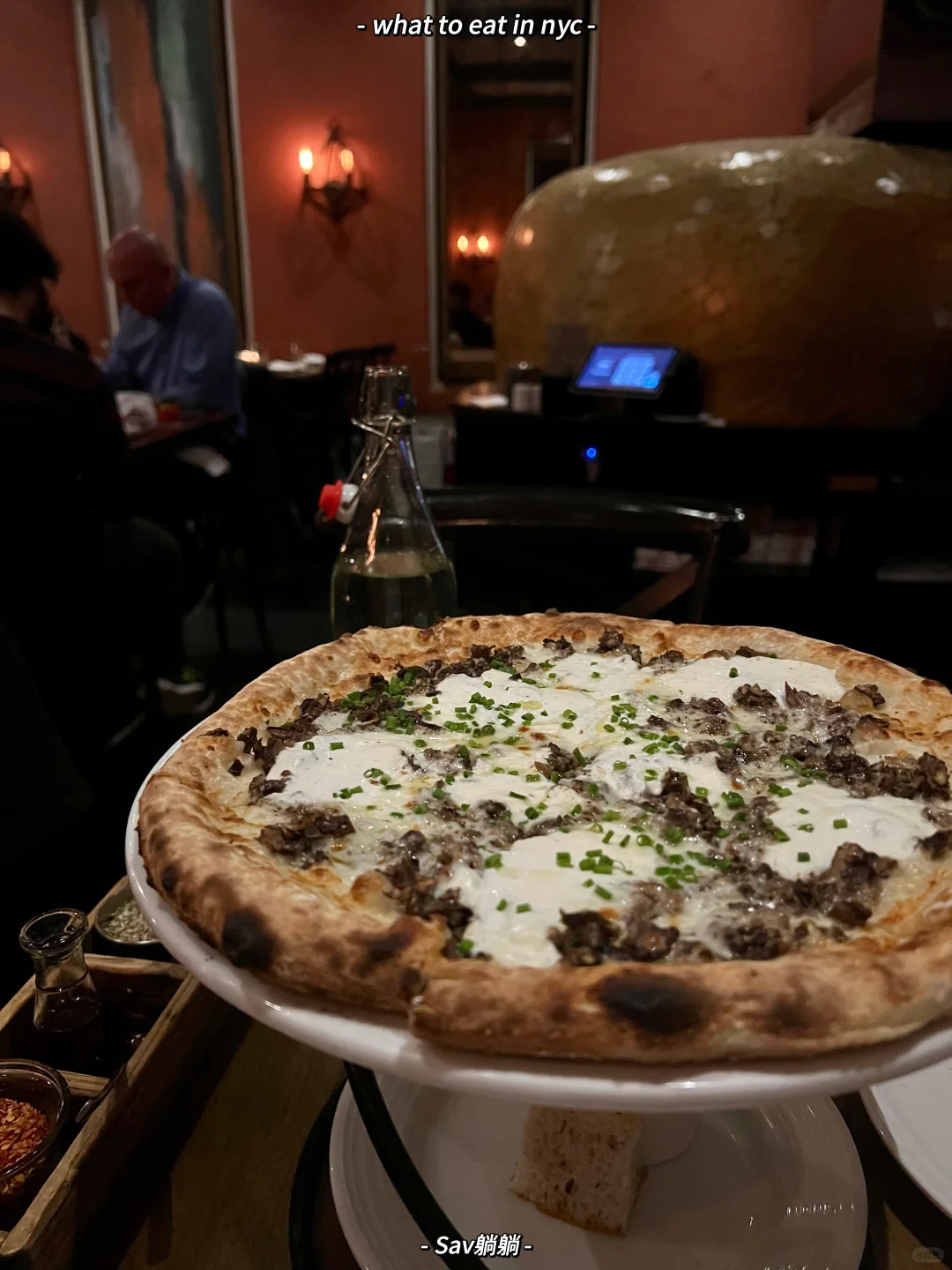 What to Eat in NYC | Insanely Aromatic Truffle Mushroom Pizza