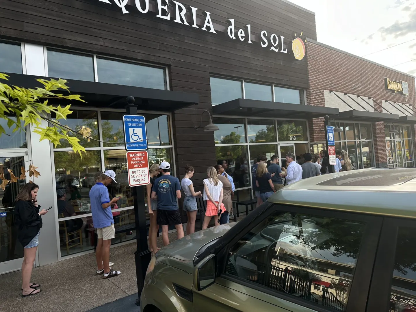 Tried the Super Popular Tacos!