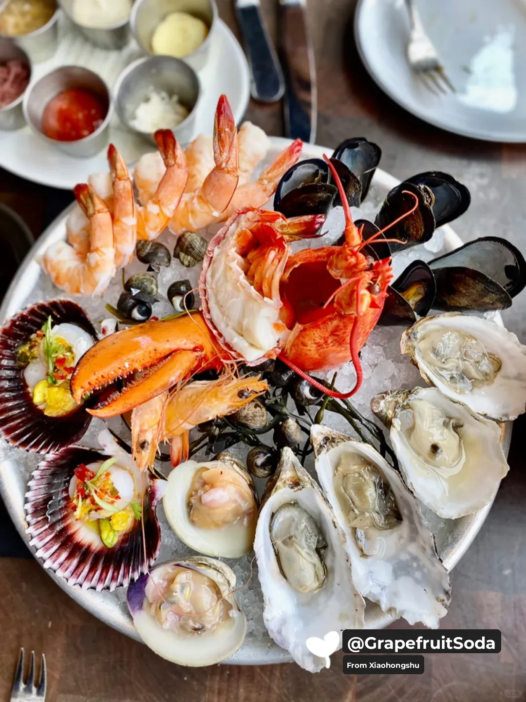 SD | Irresistible American Blues-Themed Seafood Restaurant!