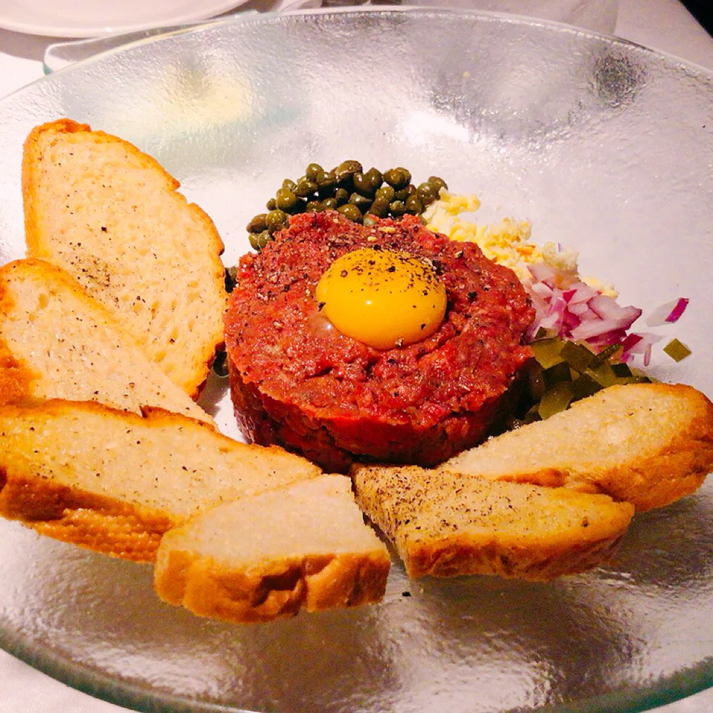 #Tulsa, Oklahoma: French Restaurant Serving Steak Tartare