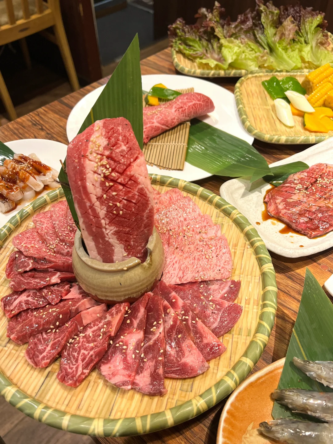Tokyo Shinjuku's Unbelievably Delicious Wagyu BBQ Buffet 🔥 100+ Items to Indulge In