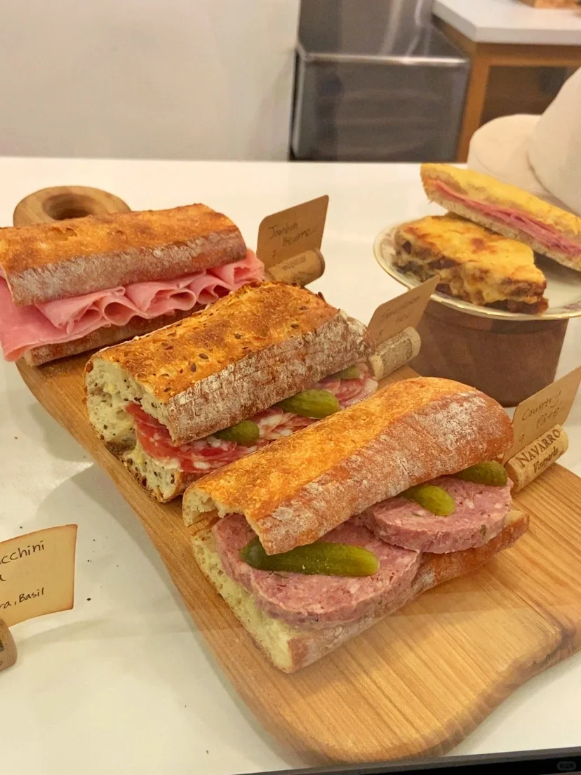 ❣️NYC Eats | This New French Bakery is So Lit 🥖