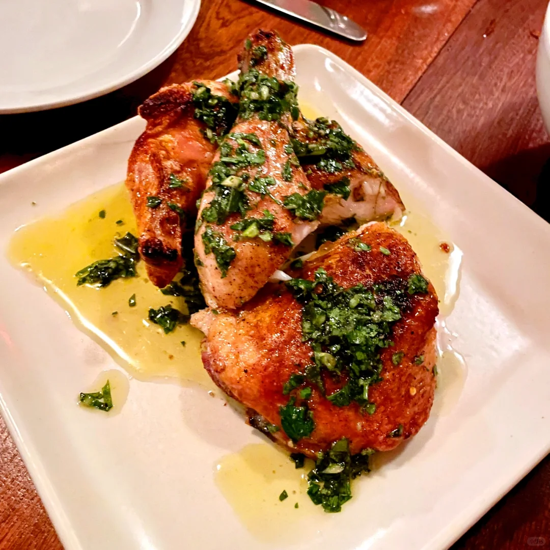 NY Celebrity Hotspot | Probably the Best Roast Chicken 🍗