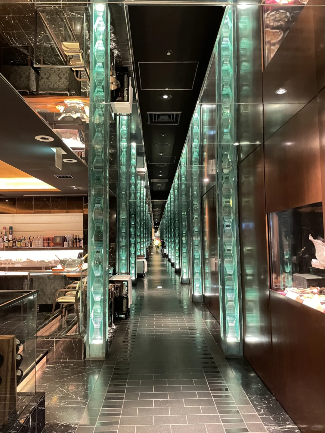 Exploring the Best Chinese Cuisine in Osaka: A Visit to Pin Chun Lou