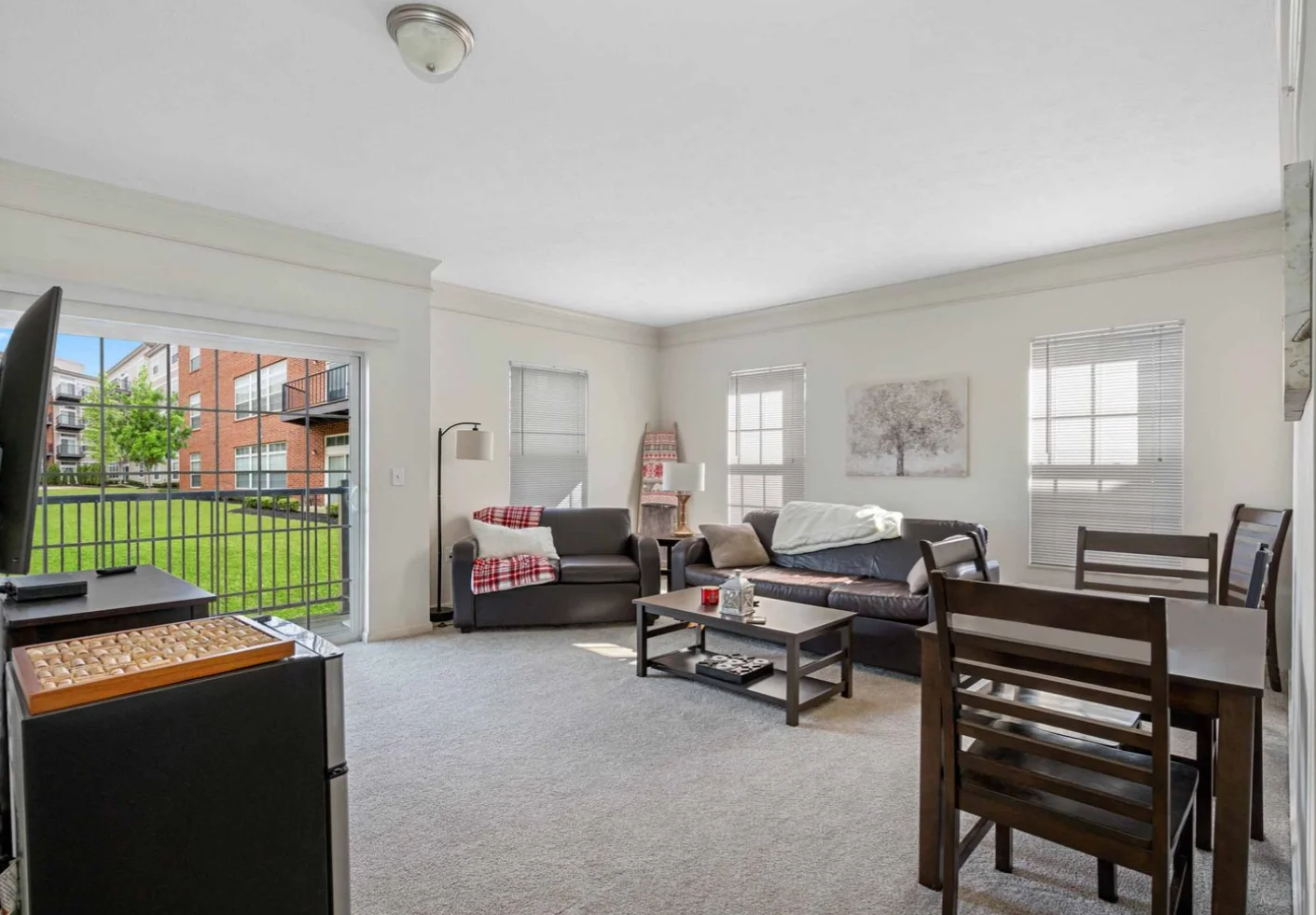 "Hey American Friends, Check Out Columbus City!"