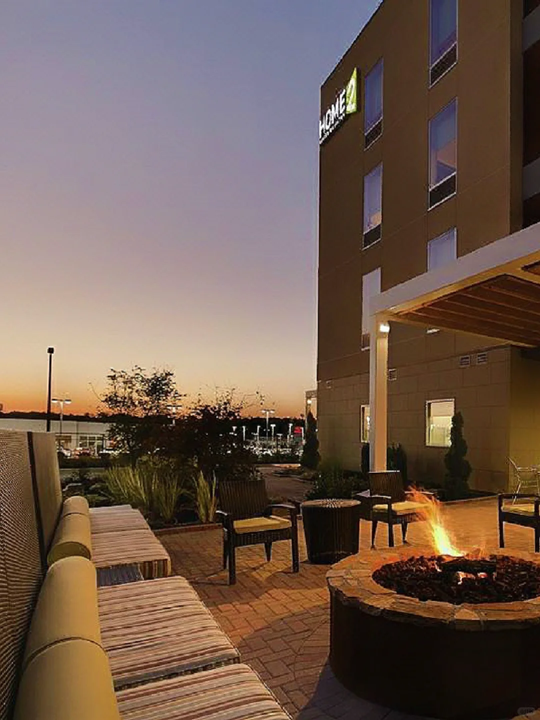 No Doubt About It❗ The Albuquerque Hilton is Only ⑤ Bucks❗