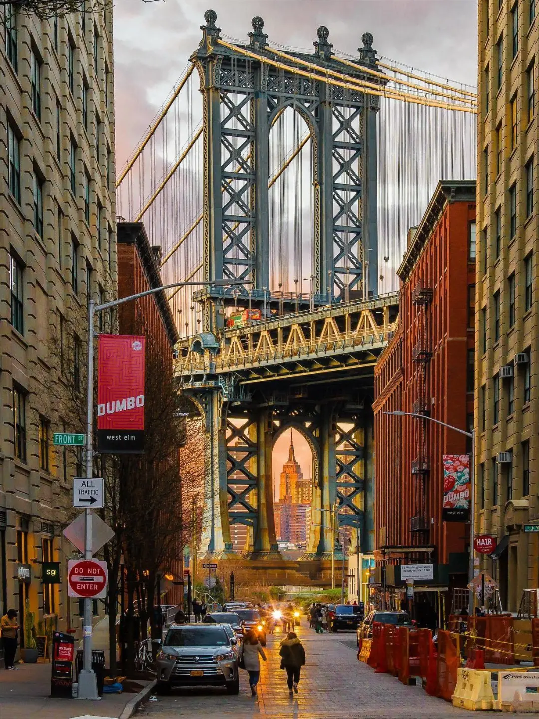 "15 Must-Visit Classic Photo Spots for First-Timers in New York City!"