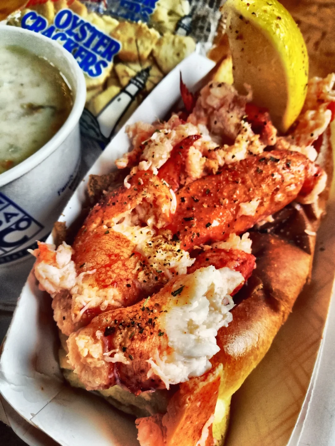 From the Archives｜Who Could Resist This Lobster Bun? 🦞 It’s Irresistibly Delicious!