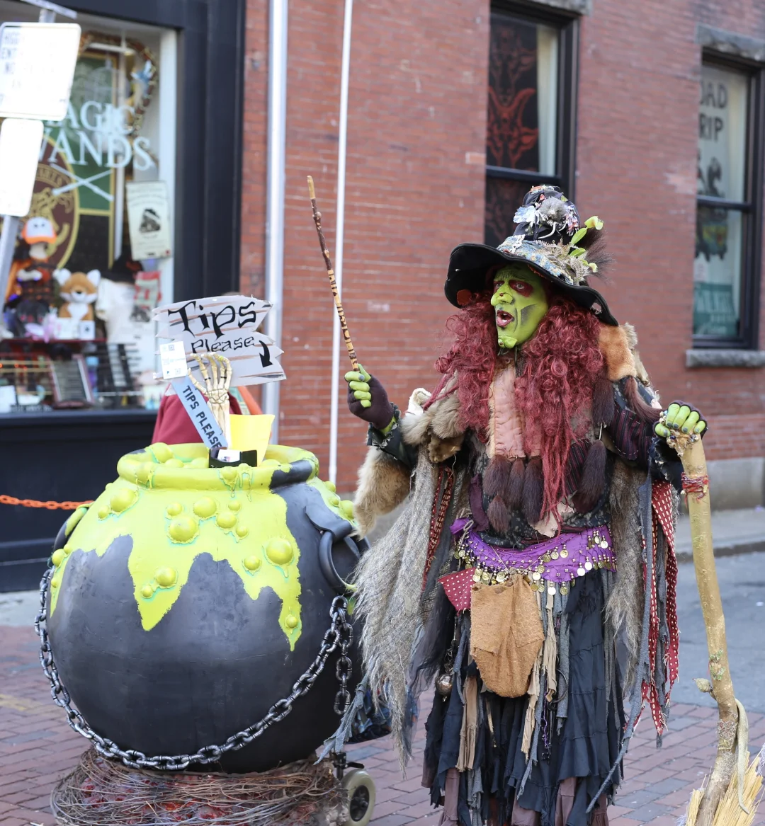 Boston Area 🧙🏻‍♀️ The Witch Town to Visit Before Halloween
