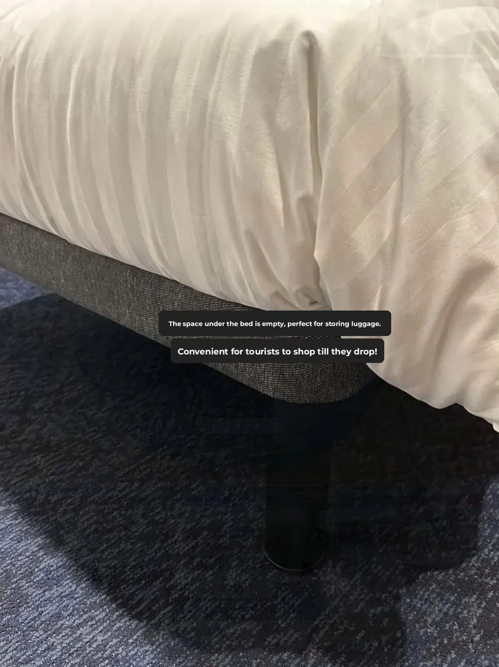 Challenge: 400 RMB/Night for a Hotel in 🇯🇵 During Peak 🍁 Season