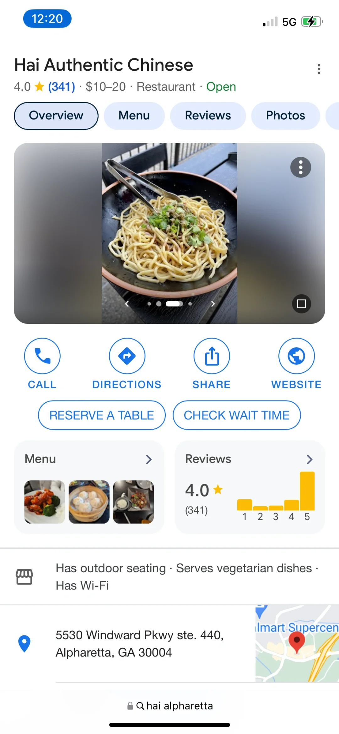 The waitstaff at this restaurant are outrageously arrogant 👎