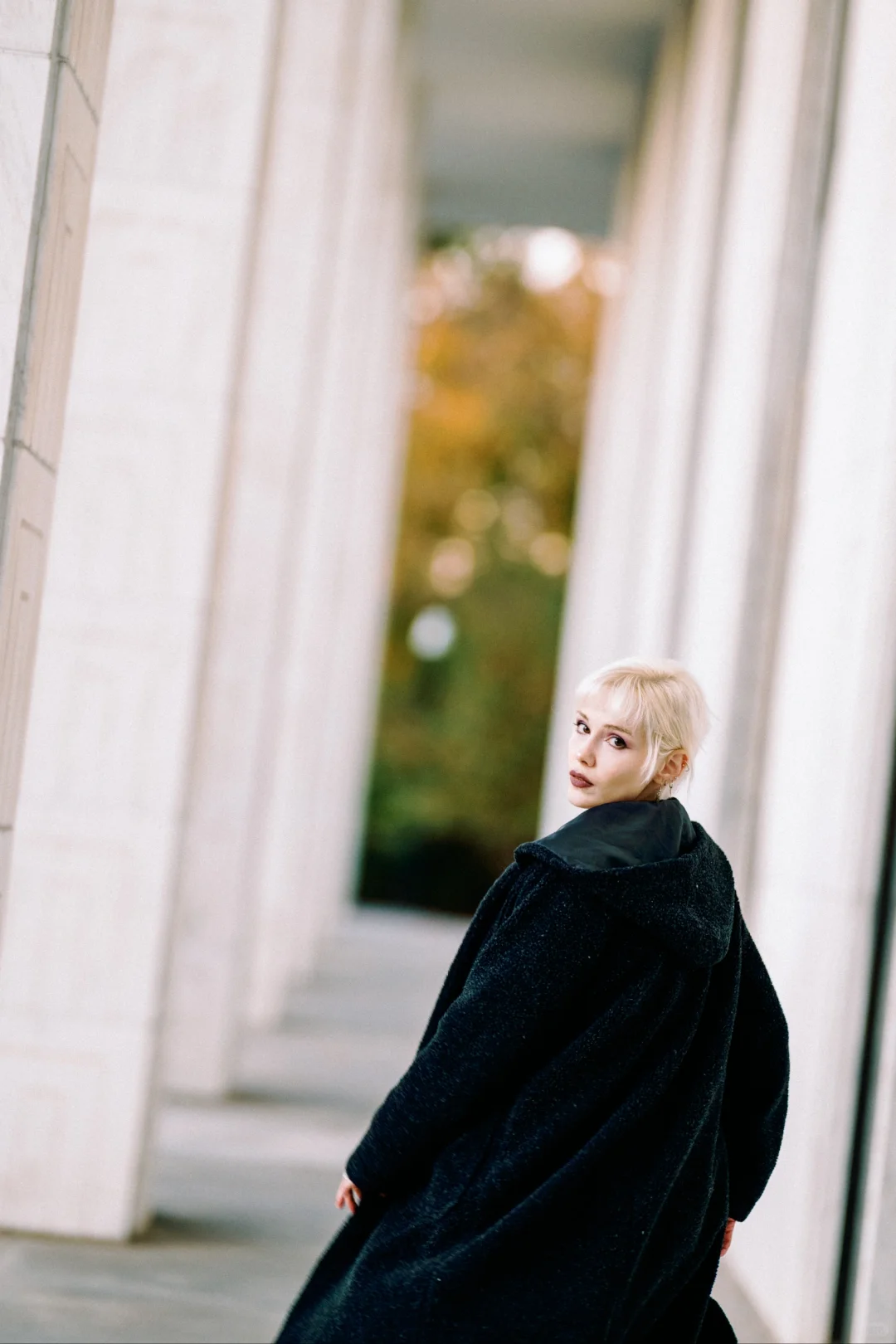 A Glance Back in the Endless Corridor | North Carolina, NC