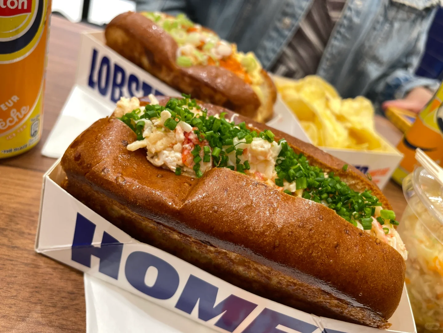 Must-Try in Paris: The Lobster Roll