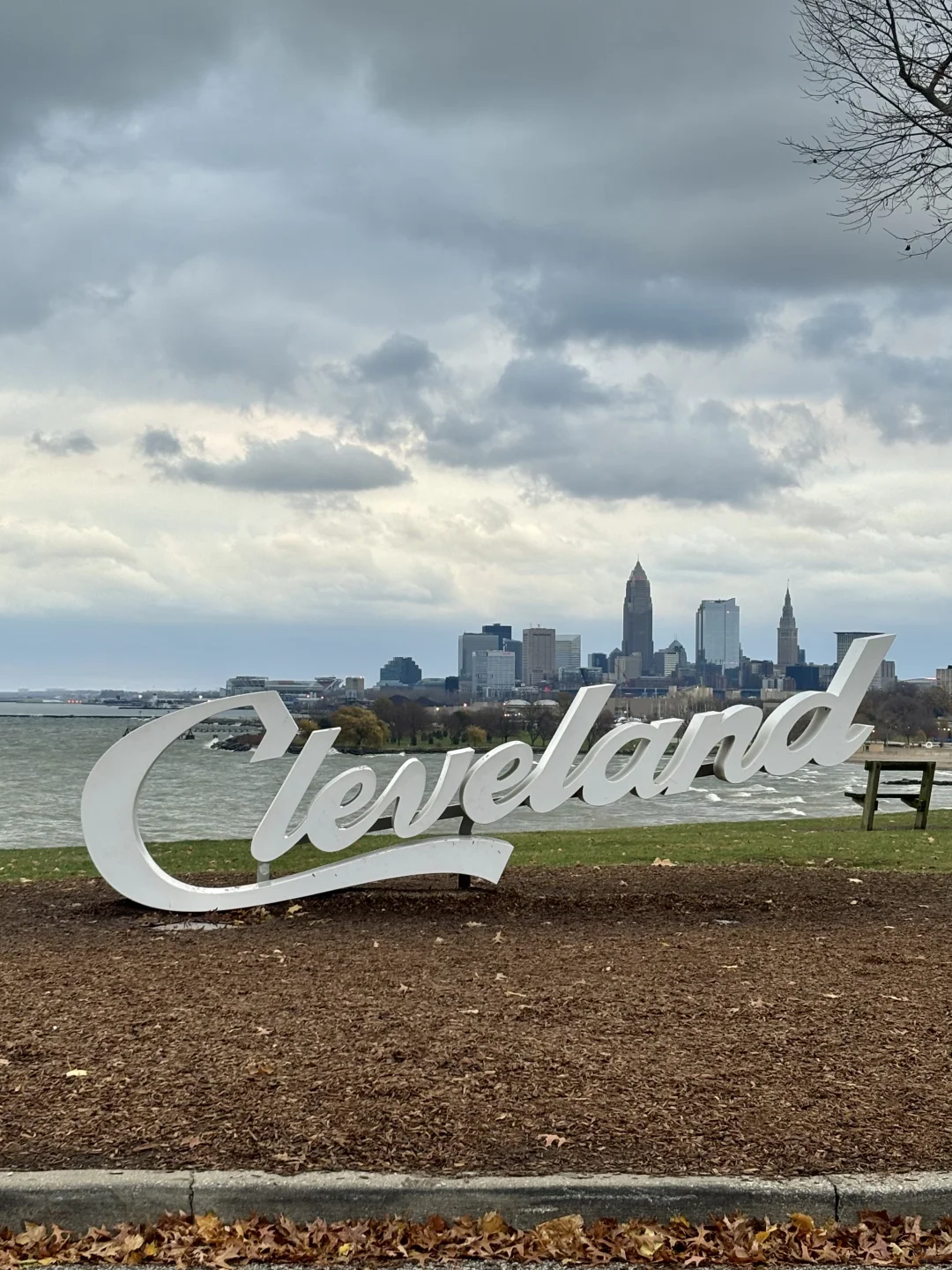 Thanksgiving is the perfect time to feel the lakeside breeze and vibe to R&B by the campfire