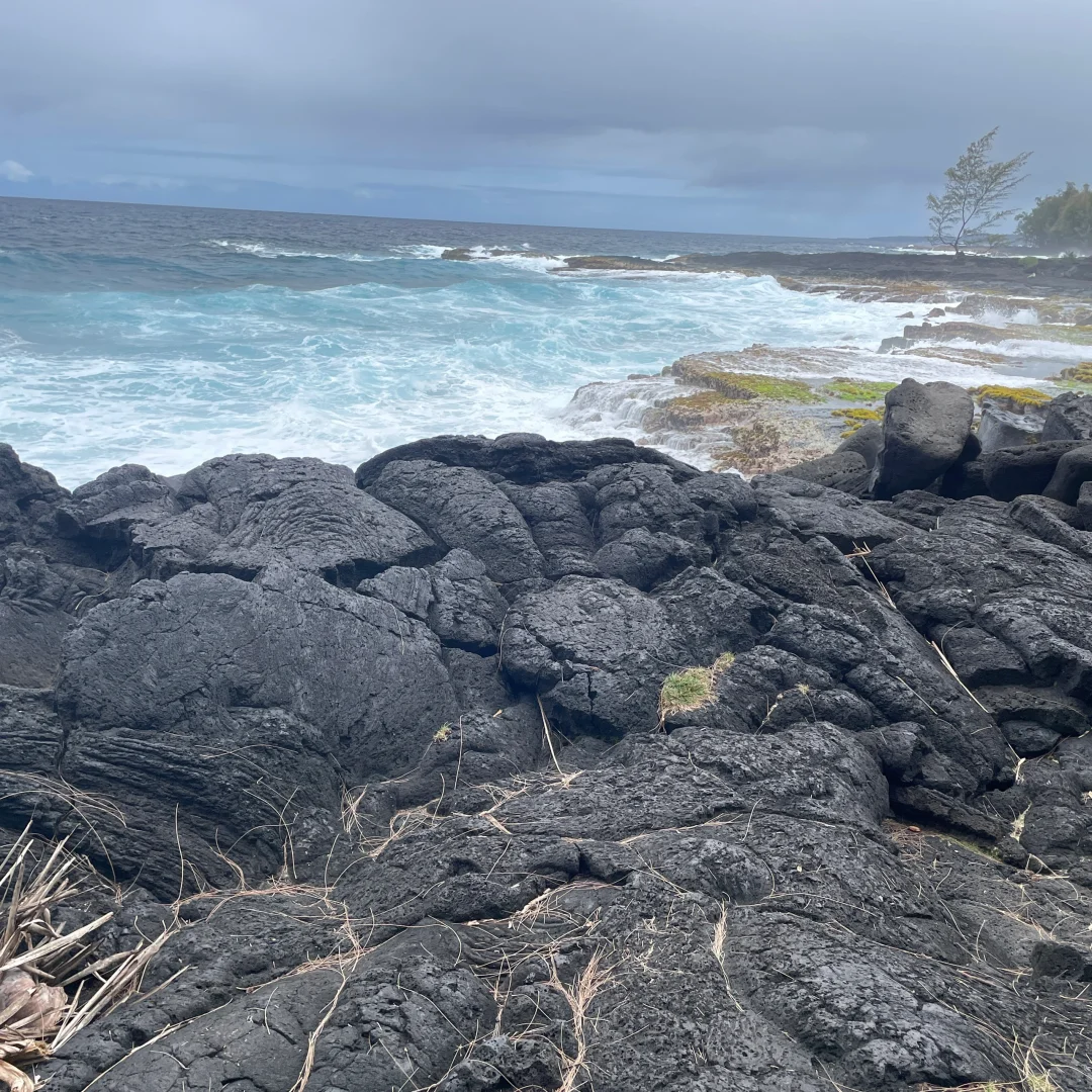 Hawaii Big Island Travel Guide: Avoiding Tourist Traps & Saving Money Tips