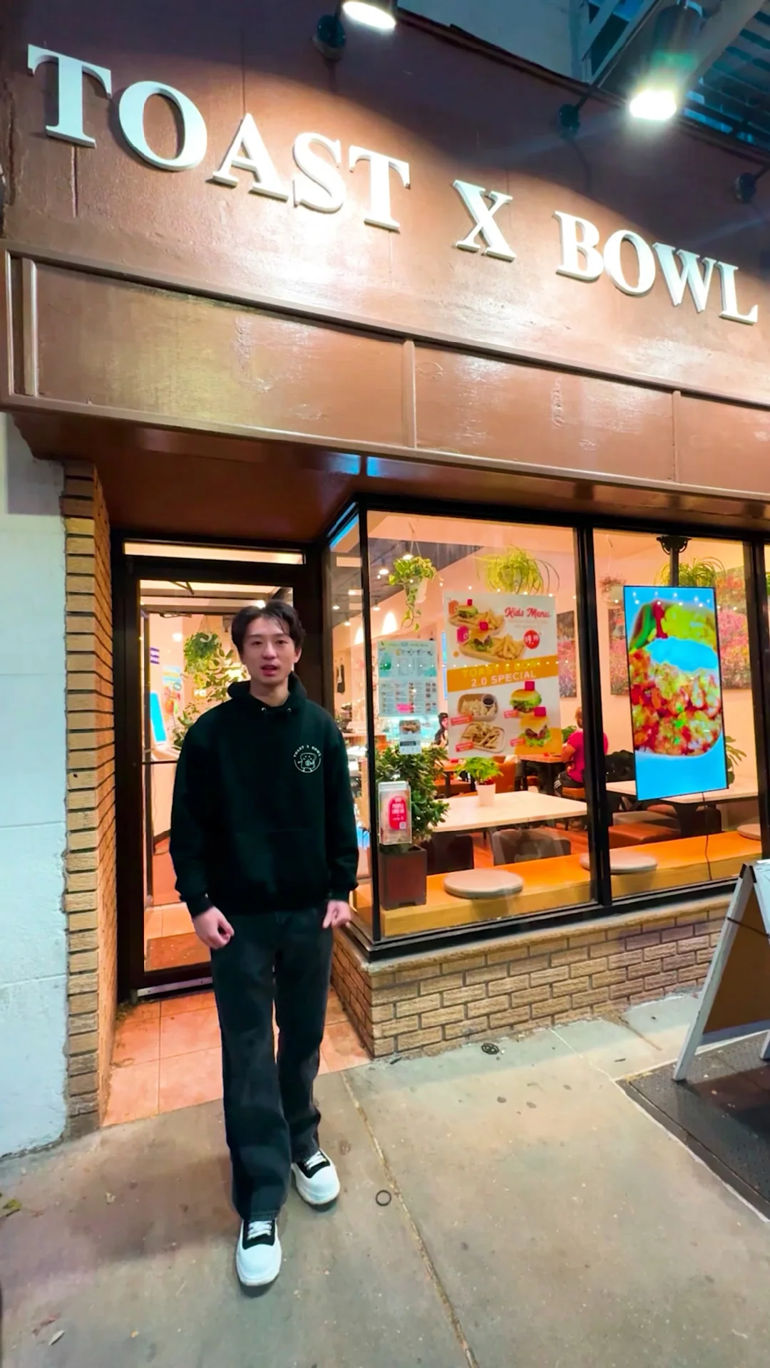 "At 12, I Immigrated to New York; Now at 26, I’ve Opened My Own Restaurant"