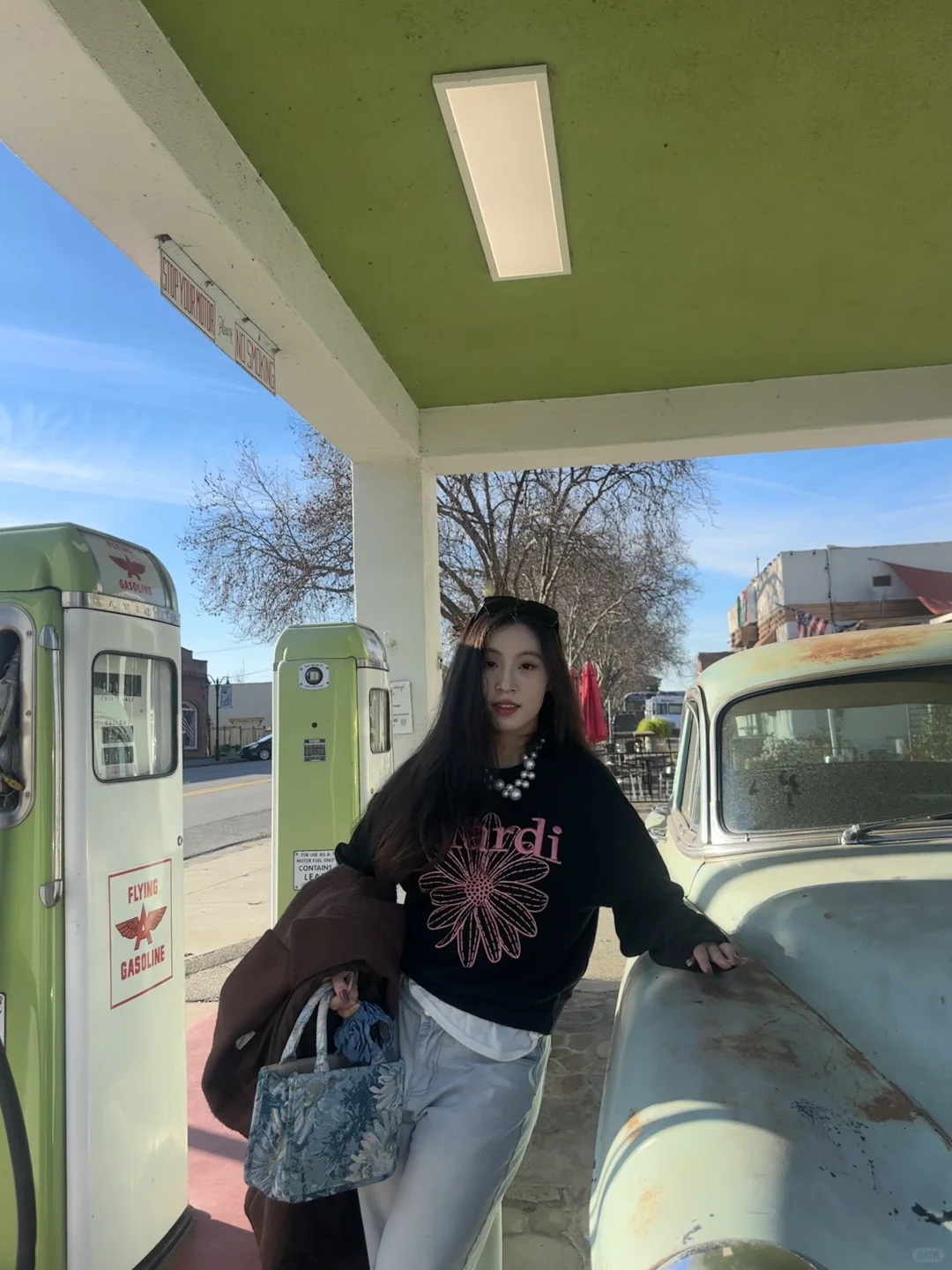 Fremont Niles Town: A Hidden Gem for Film Buffs and Sunset Lovers 📺📽️🌇