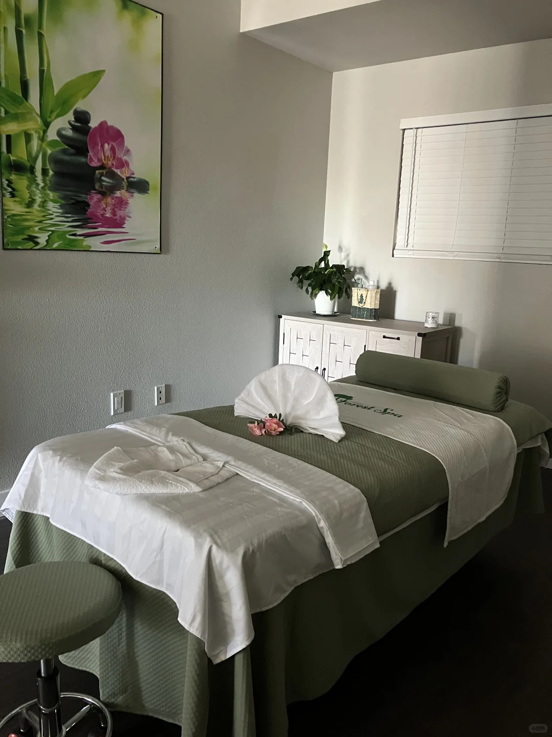 Poway Forest Spa in San Diego Now Hiring Assistant Trainees: