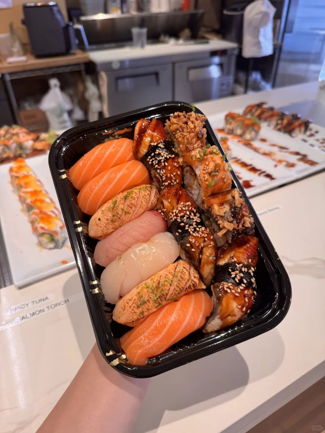 "Seattle, I’m Absolutely Obsessed with Build-Your-Own Sushi 🍣"