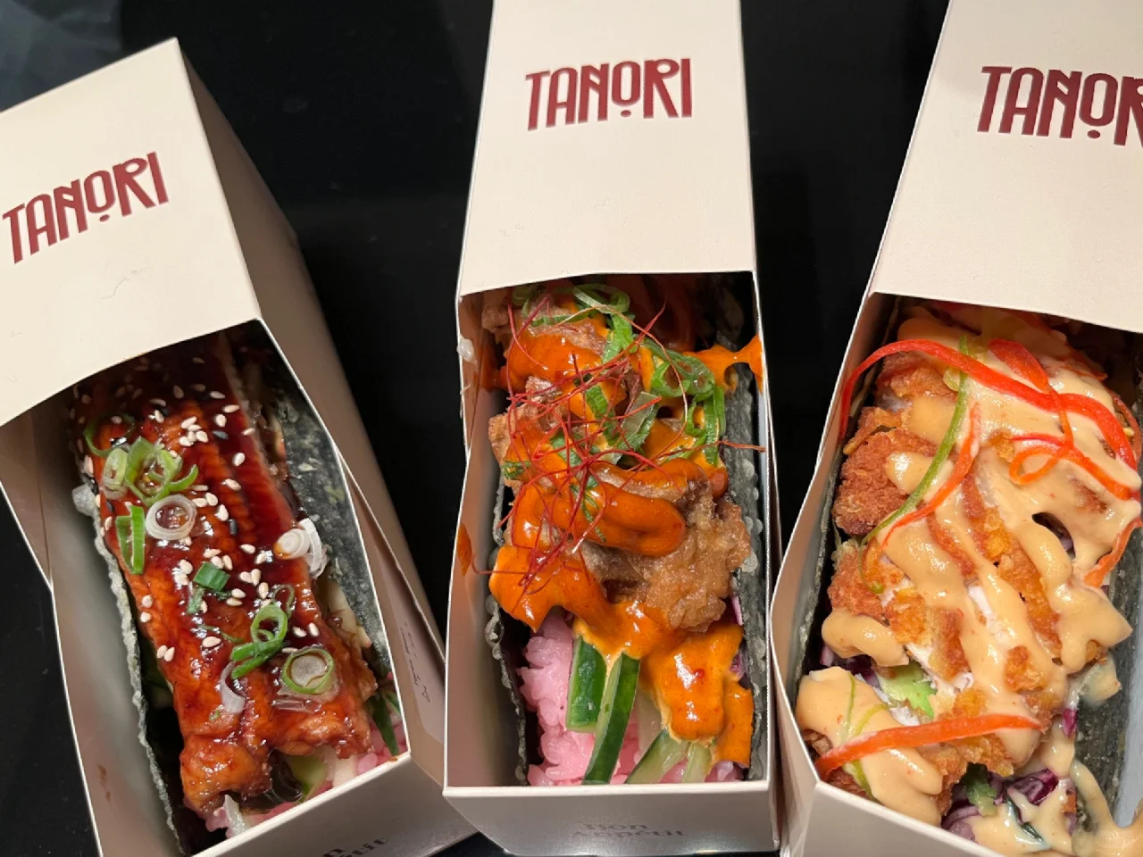 Paris 3rd Arrondissement: Tanori Sushi Tacos - Eel & Fried Chicken Tacos