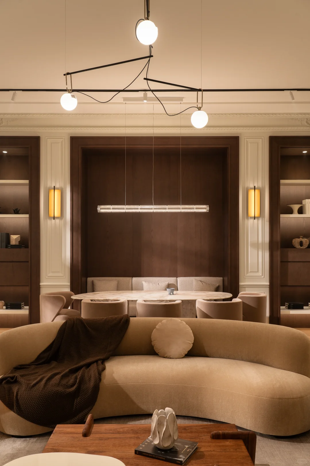 Exploring Spatial Aesthetics: Tucson Hausmann Showroom