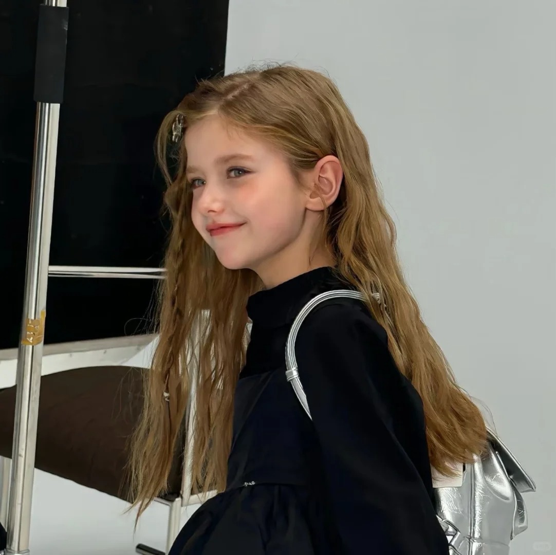 Mia 
