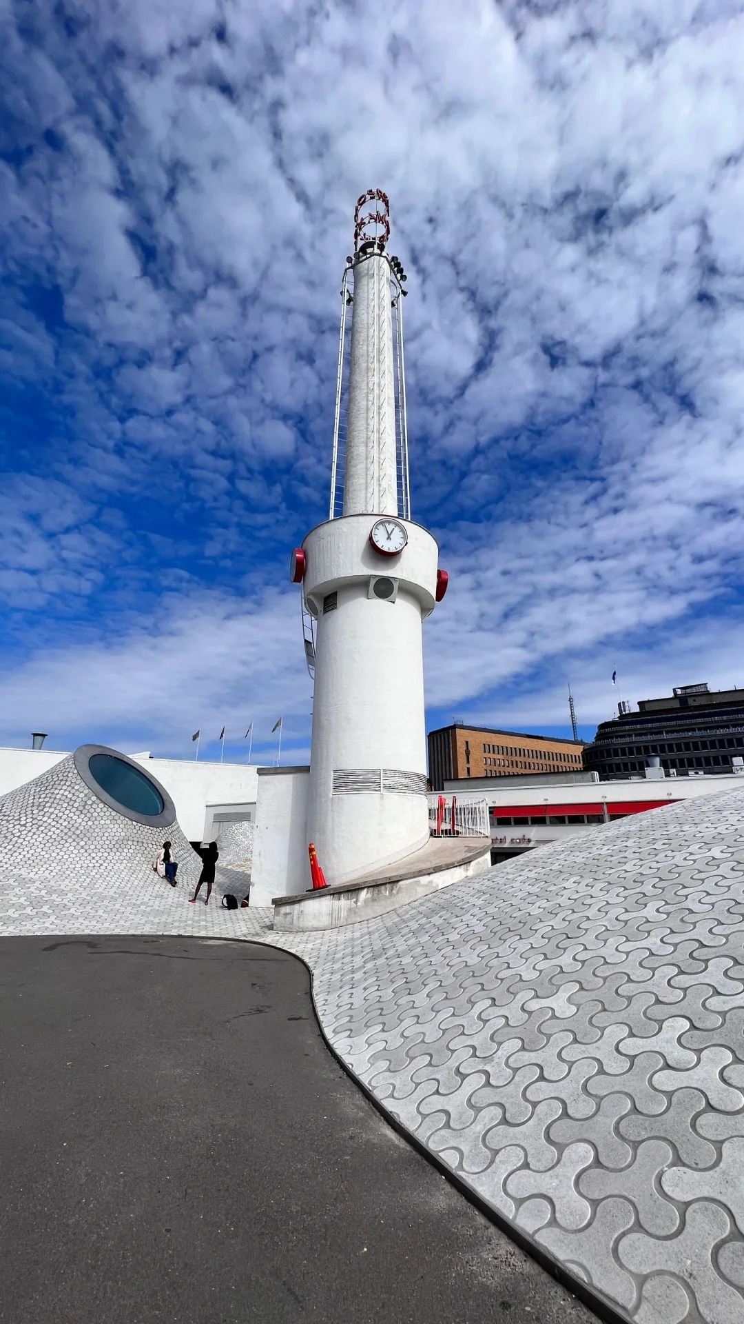 post_image
