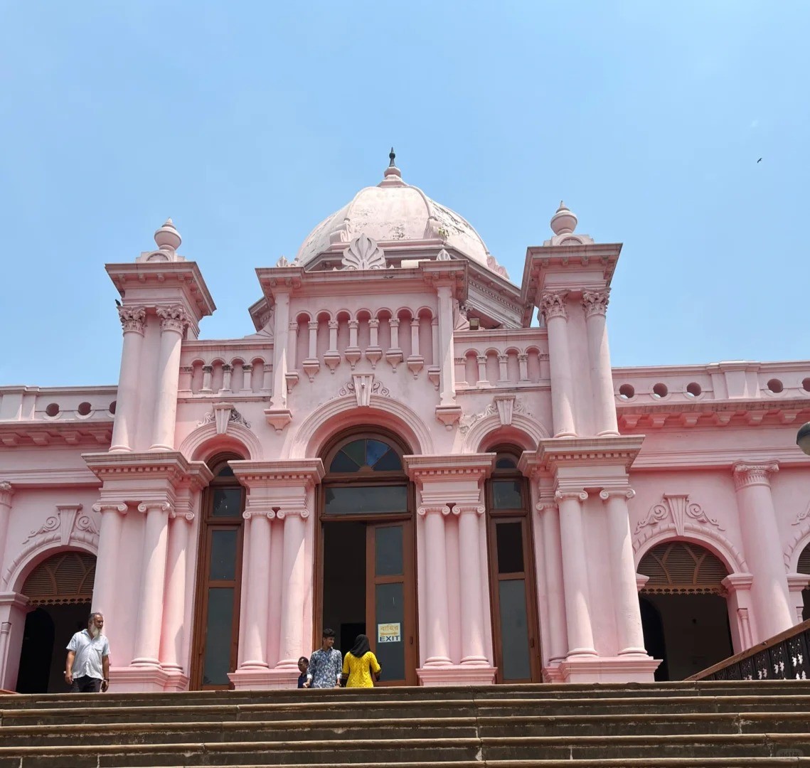 Dhaka Attractions | A Chaotic Yet Magical Megacity