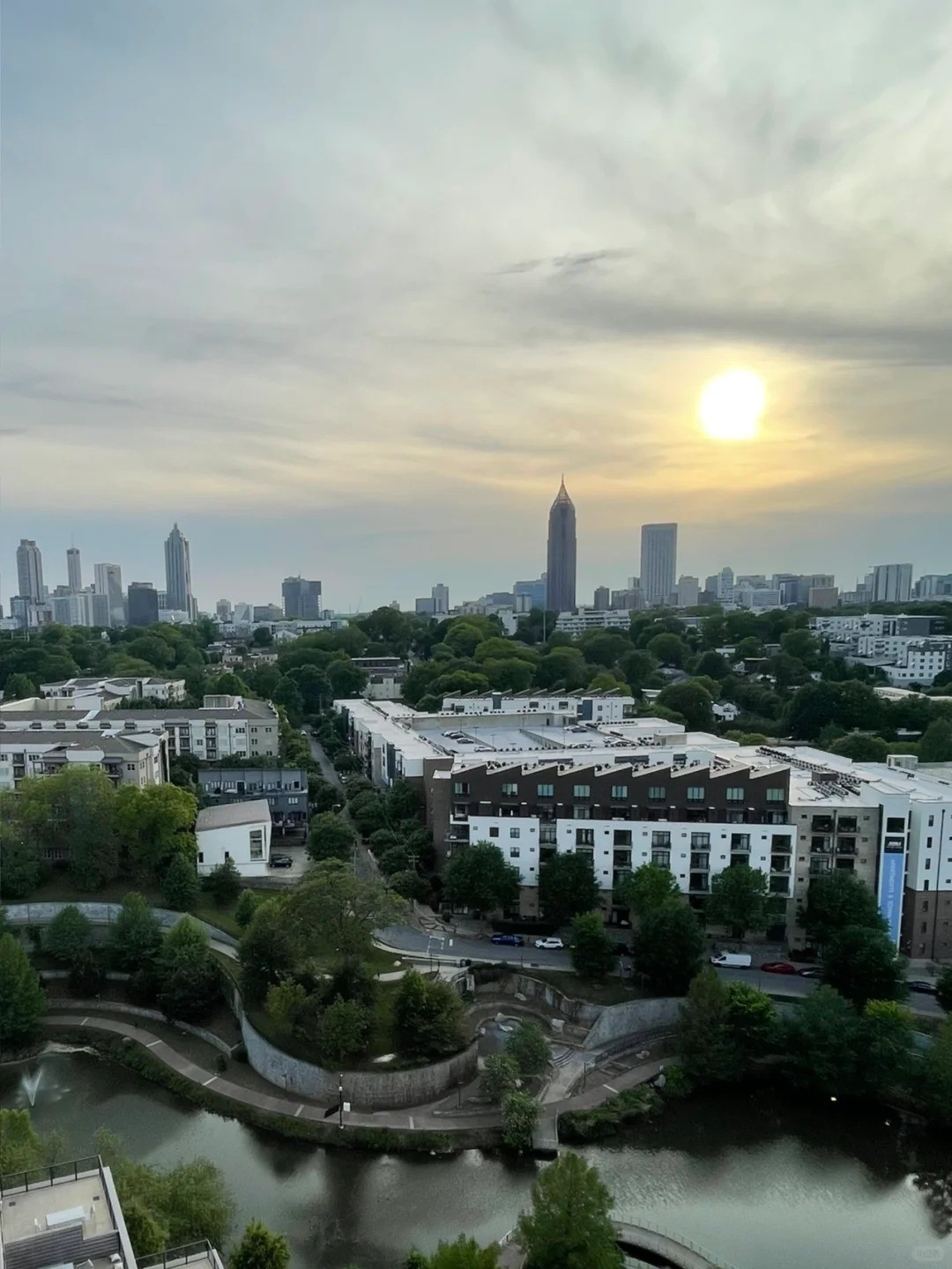 🌙 Moonlight Rooftop Bar | Atlanta Skyline Vibes by Ben Schulz ...